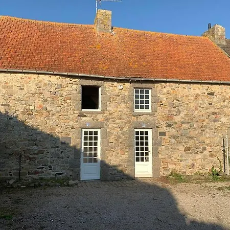 Sciotot - Bord De - La Petite Maison Les Pieux